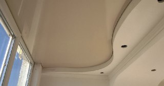 Натяжной потолок на балкон Мытищи, цена 6142 руб.
